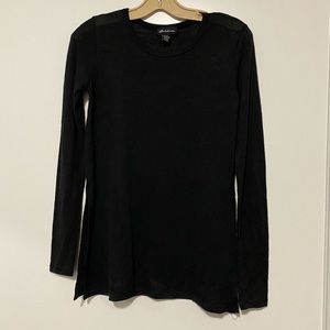 Black long top with slits on the sides